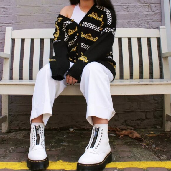 Doc Martens Sinclair White zip laced sz 7 US Ladies - Picture 1 of 9